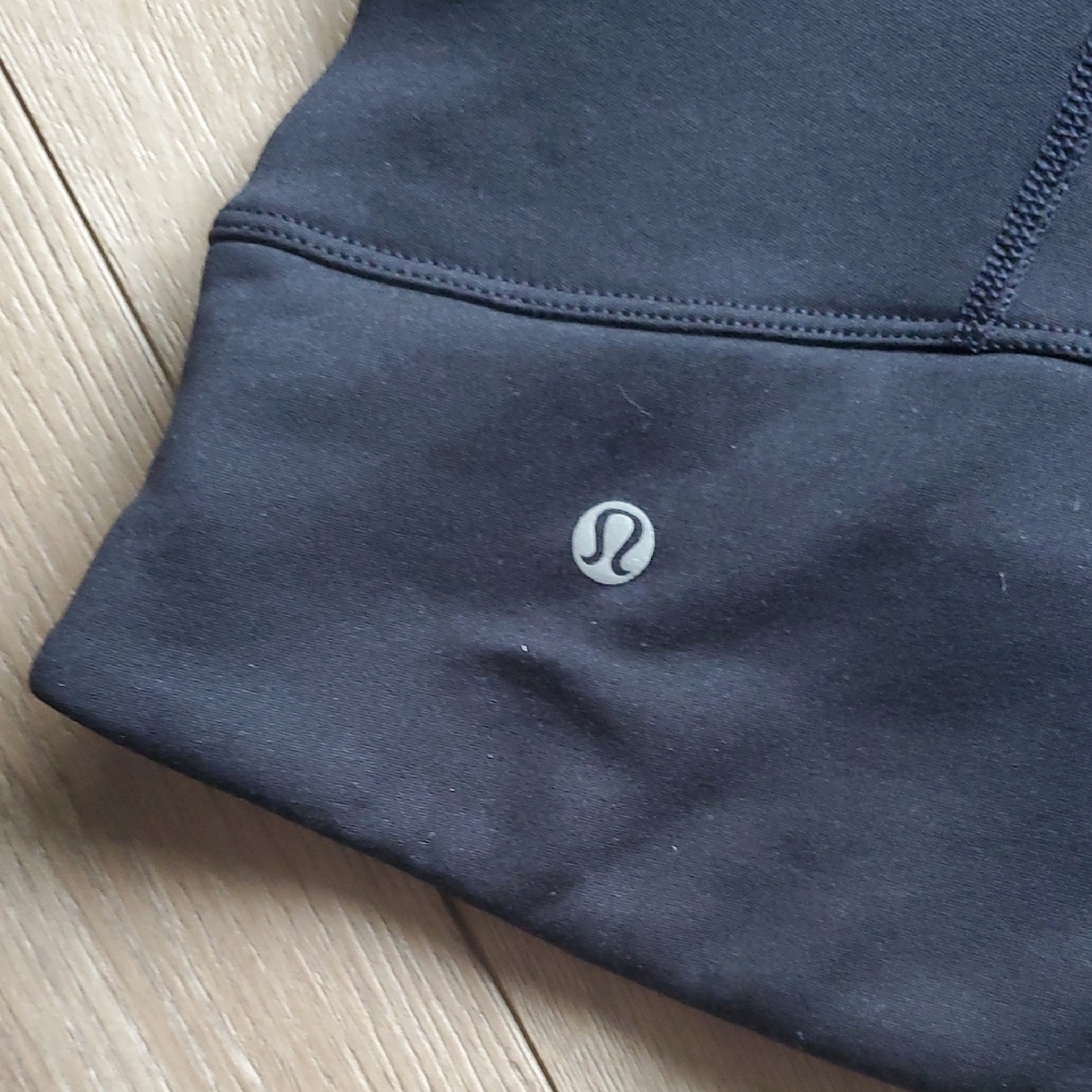 Lululemon Snug Sprinter Jacket Size 8 - Picture 10 of 16